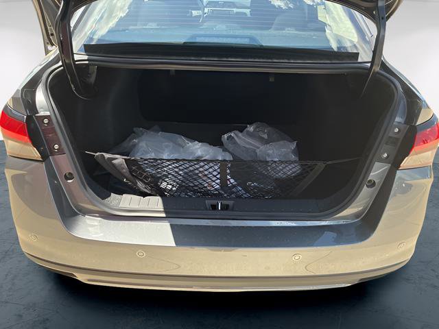 Used 2025 Nissan Versa S w/ Trunk Package image 6