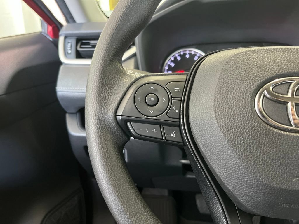 Used 2020 Toyota RAV4 LE w/ All Weather Liner Package AWD/4WD image 6