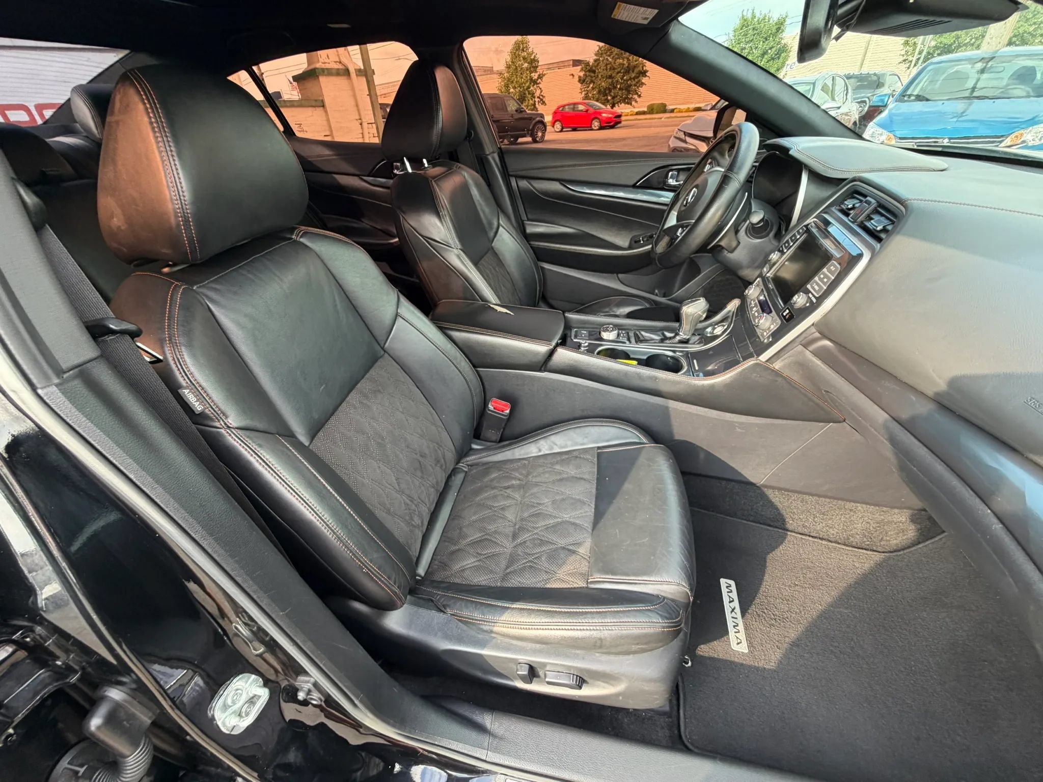 Used 2020 Nissan Maxima SR w/ Sport Mat Group FWD image 28