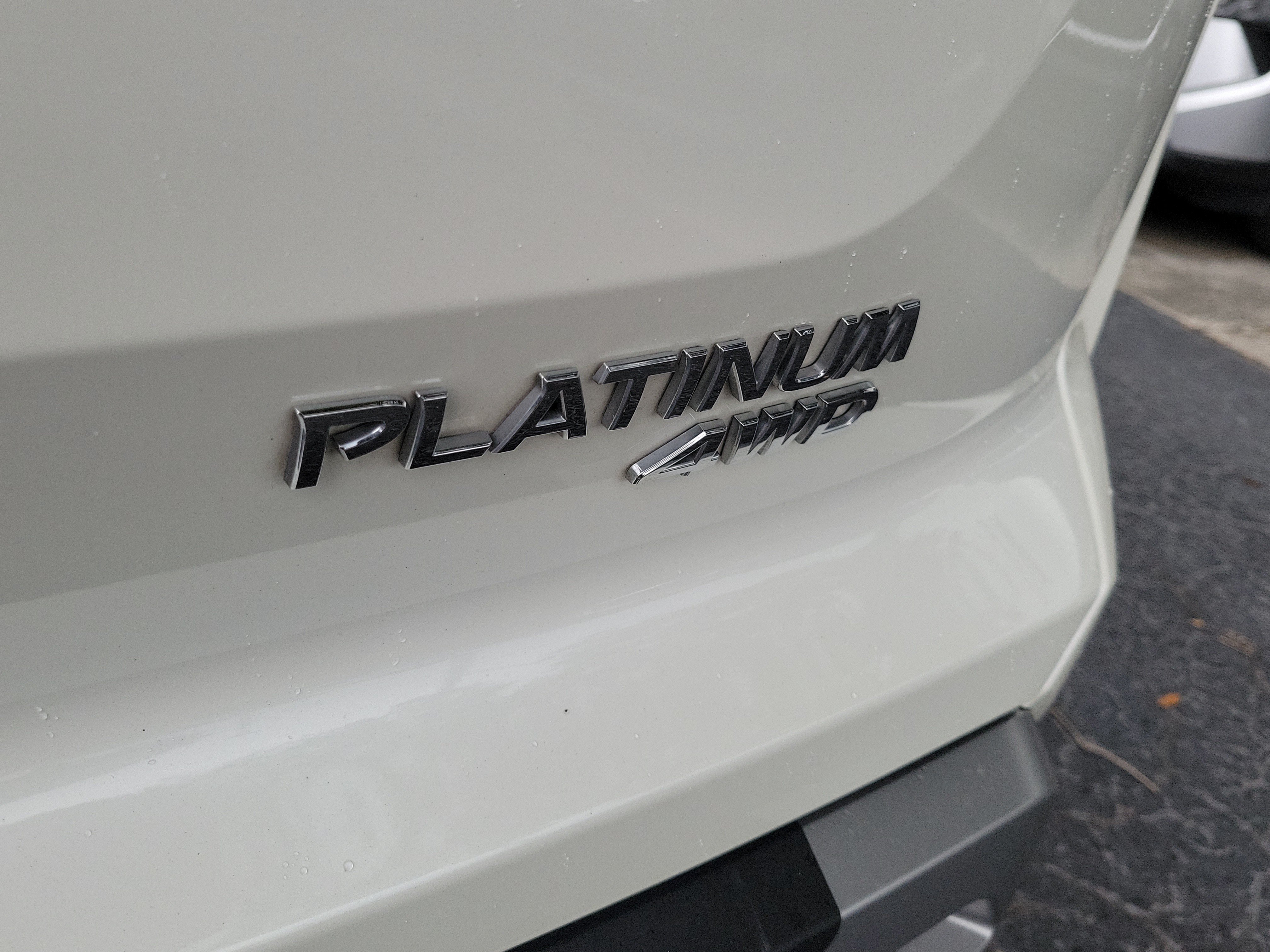 Certified 2024 Nissan Pathfinder Platinum AWD/4WD image 8