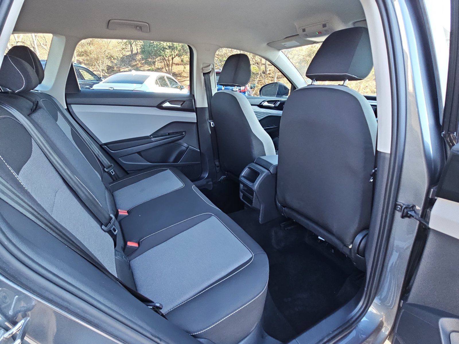 Used 2023 Volkswagen Taos S FWD image 11