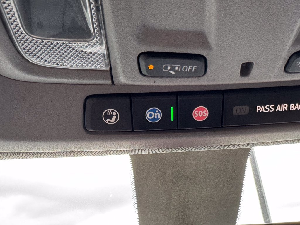Used 2022 Chevrolet Silverado 2500 LT AWD/4WD image 23