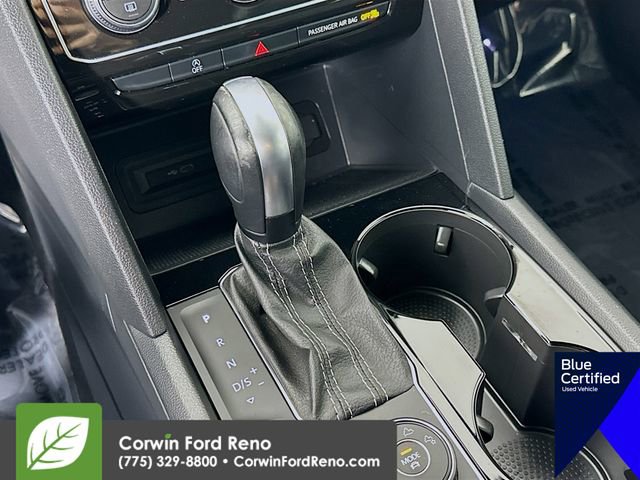 Used 2022 Volkswagen Atlas Cross Sport SEL R-Line image 21