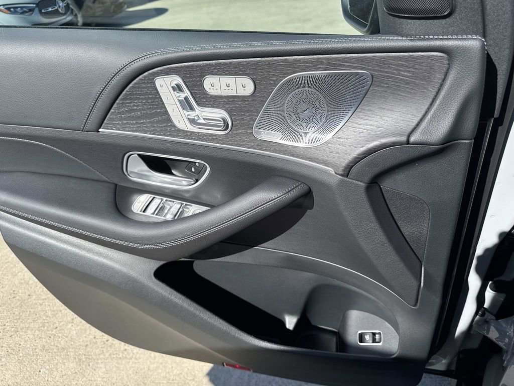 New 2026 Mercedes-Benz GLE 450 4MATIC image 17