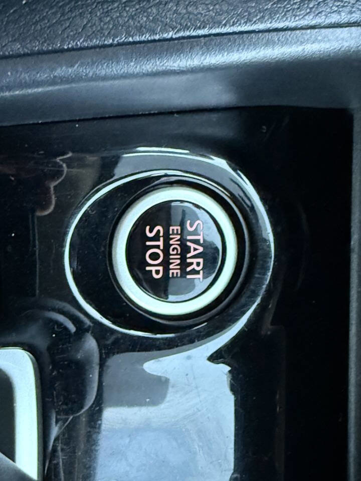 Used 2023 Nissan Versa SV w/ Trunk Package image 19