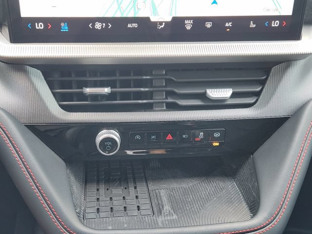 Used 2025 Ford Explorer ST AWD/4WD image 19