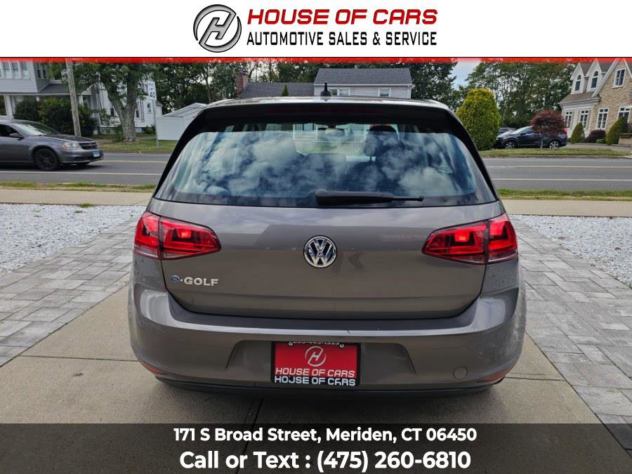 Used 2016 Volkswagen e-Golf SE image 6