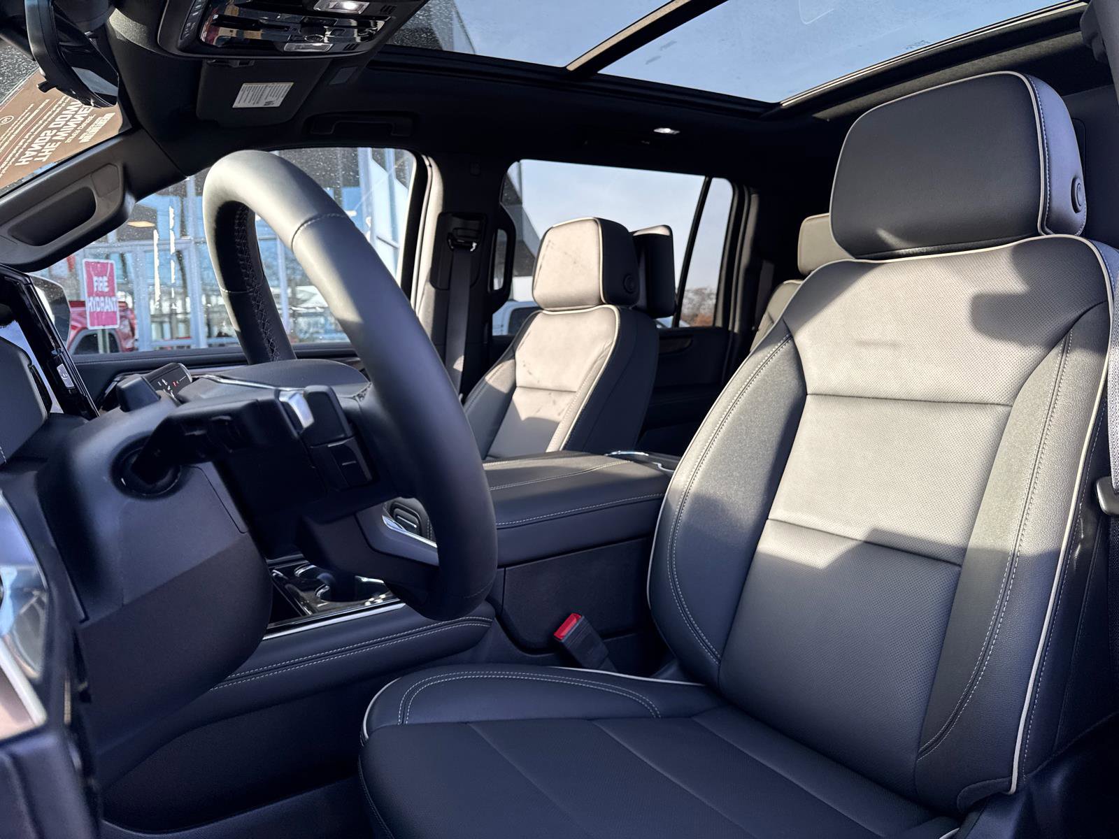 New 2026 GMC Yukon XL Elevation w/ Elevation Premium Package image 13