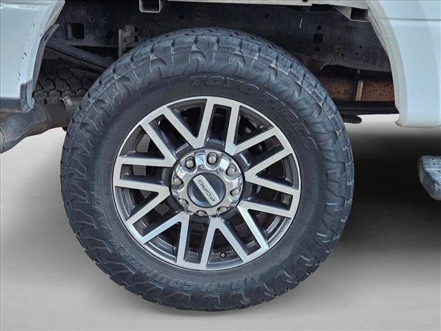 Used 2017 Ford F250 Lariat w/ Lariat Value Package AWD/4WD image 19