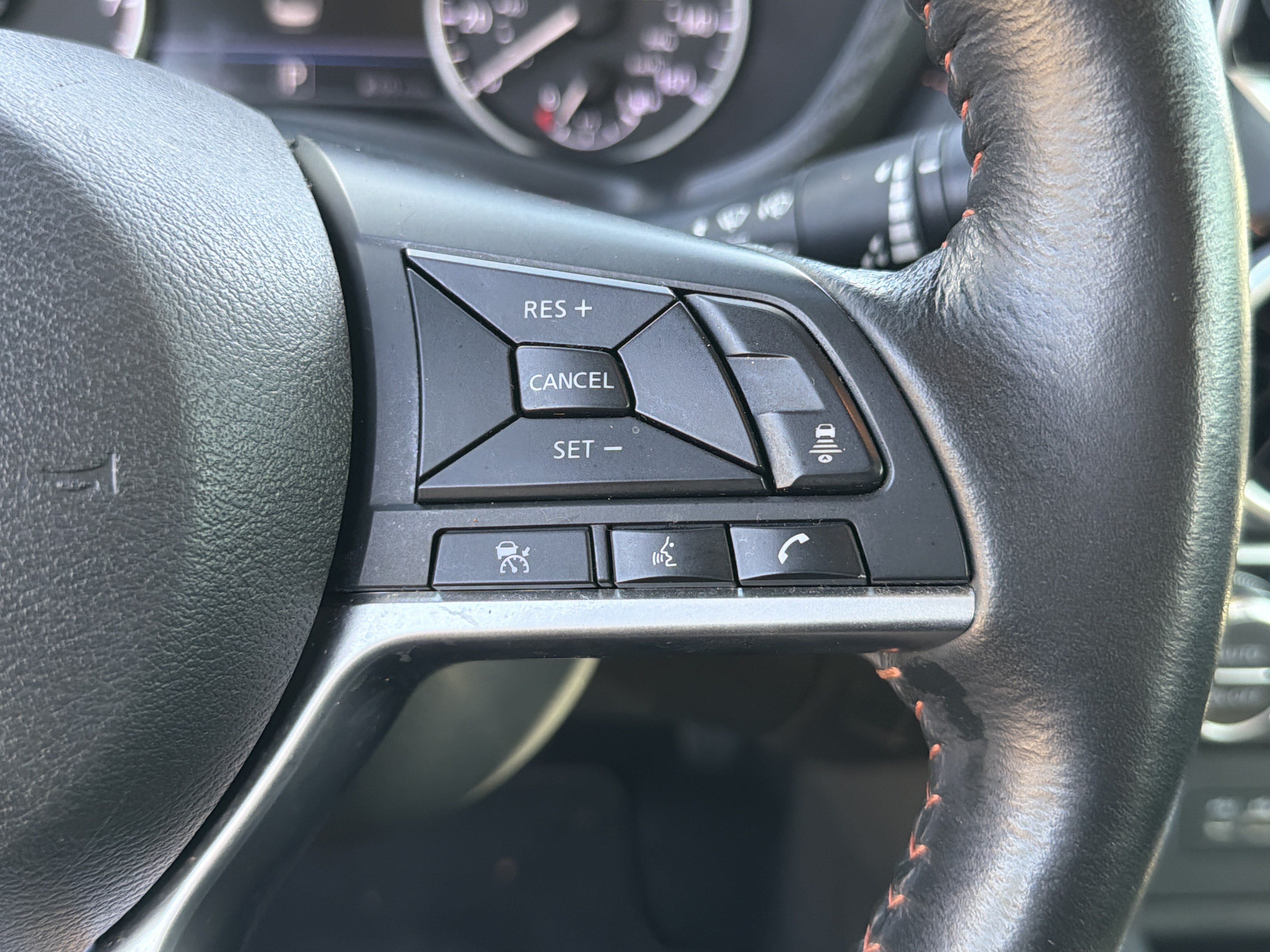 Used 2022 Nissan Sentra SR w/ SR Premium Package FWD image 20