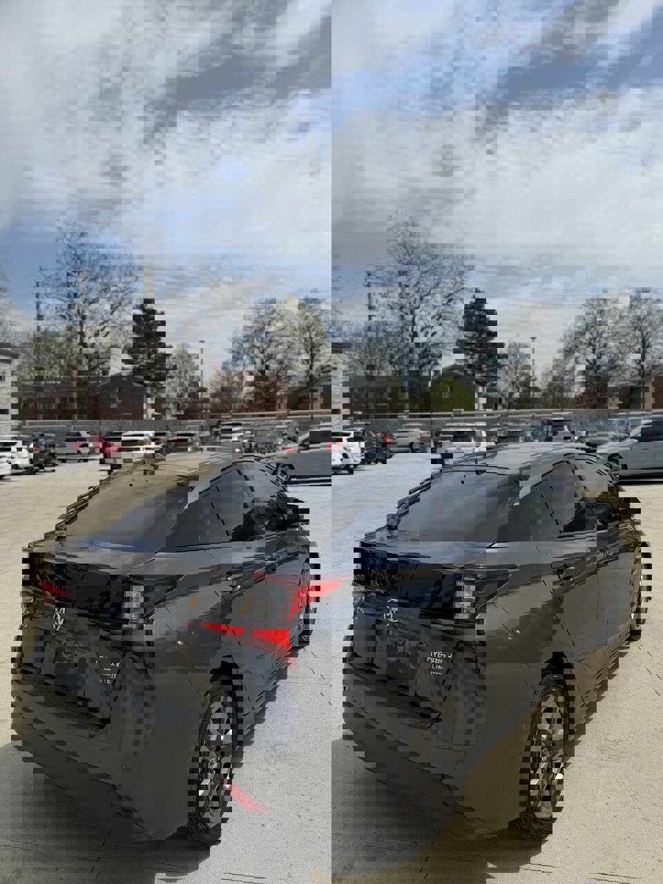 Used 2021 Toyota Prius Limited FWD image 14