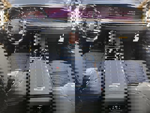 Certified 2026 Cadillac Escalade Platinum Sport image 11