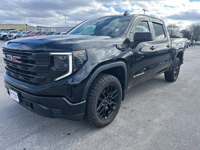 Used 2024 GMC Sierra 1500 Pro w/ Graphite Edition image 5
