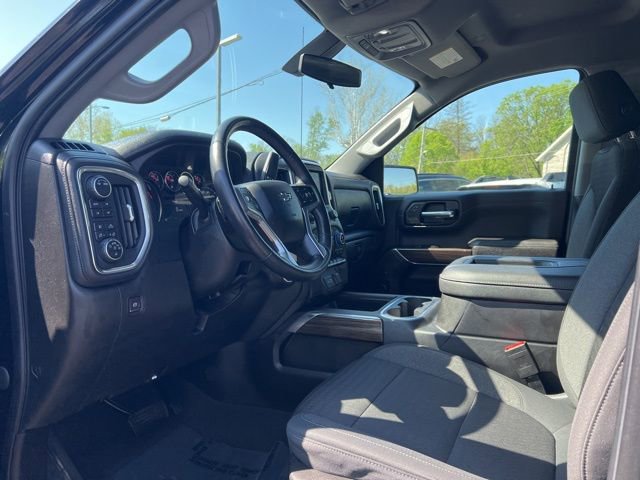 Used 2022 Chevrolet Silverado 1500 LT Trail Boss w/ Safety Package AWD/4WD image 2