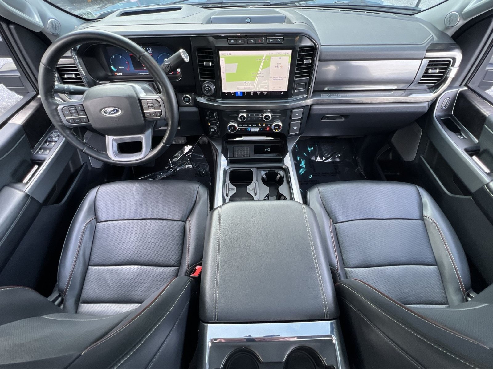 Used 2023 Ford F250 Lariat w/ Lariat Ultimate Package AWD/4WD image 13
