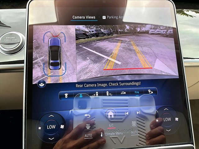 Certified 2024 Mercedes-Benz S 580e 4MATIC Sedan image 23