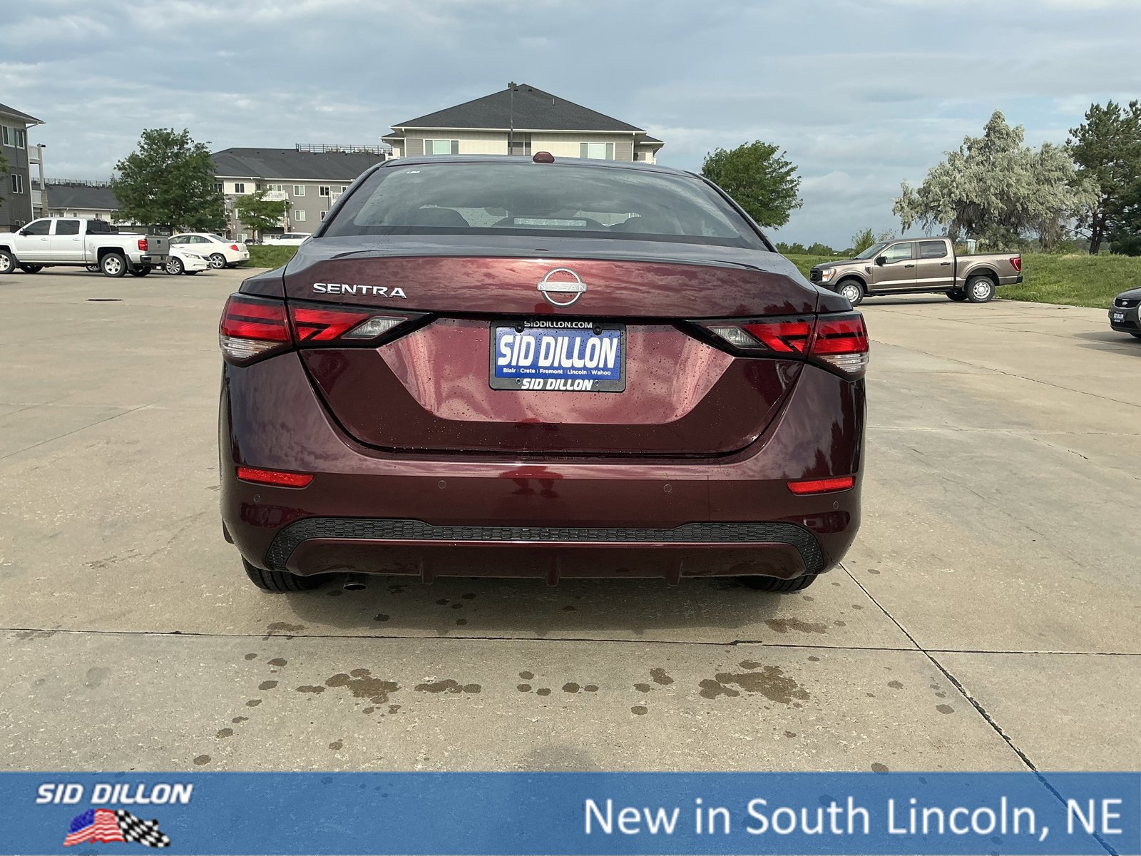 New 2025 Nissan Sentra SV w/ Trunk Package image 4