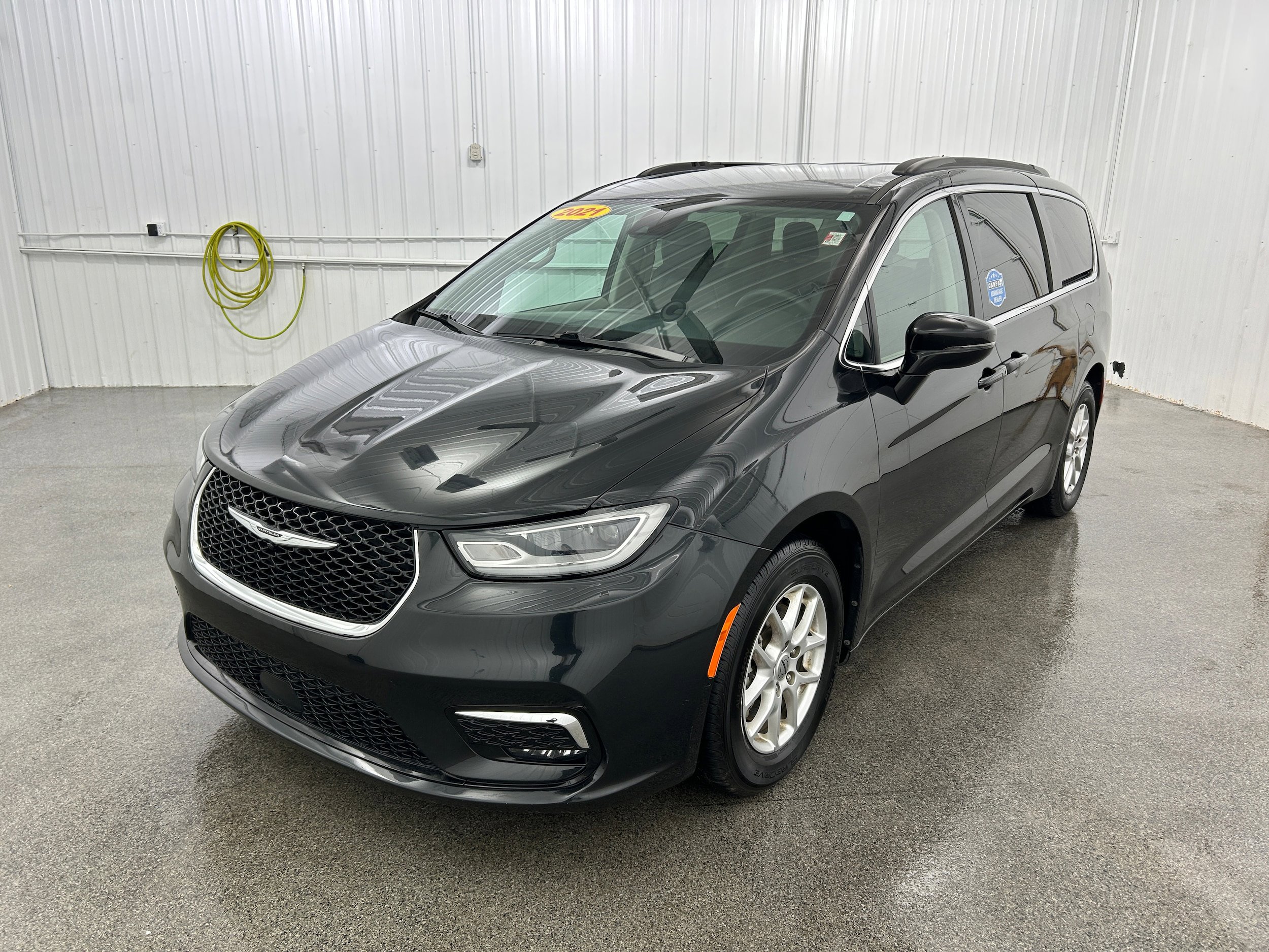 Used 2022 Chrysler Pacifica Touring-L FWD image 19