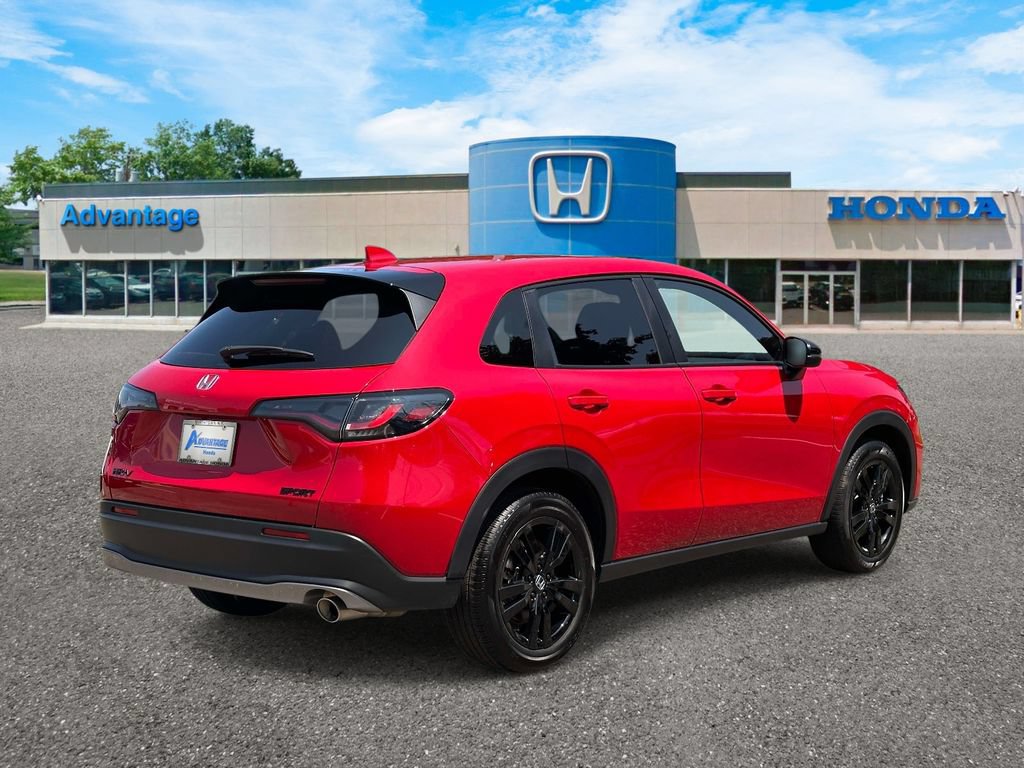 Certified 2026 Honda HR-V Sport image 4