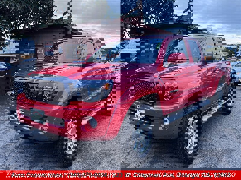 Used 2005 Toyota Tacoma PreRunner image 2