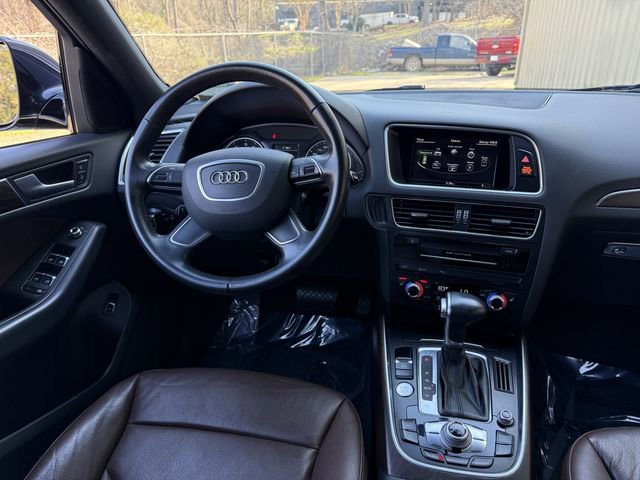 Used 2017 Audi Q5 2.0T Premium image 16