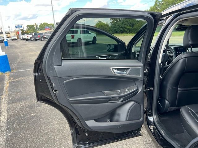 Used 2022 Ford Edge SEL w/ Convenience Package image 13