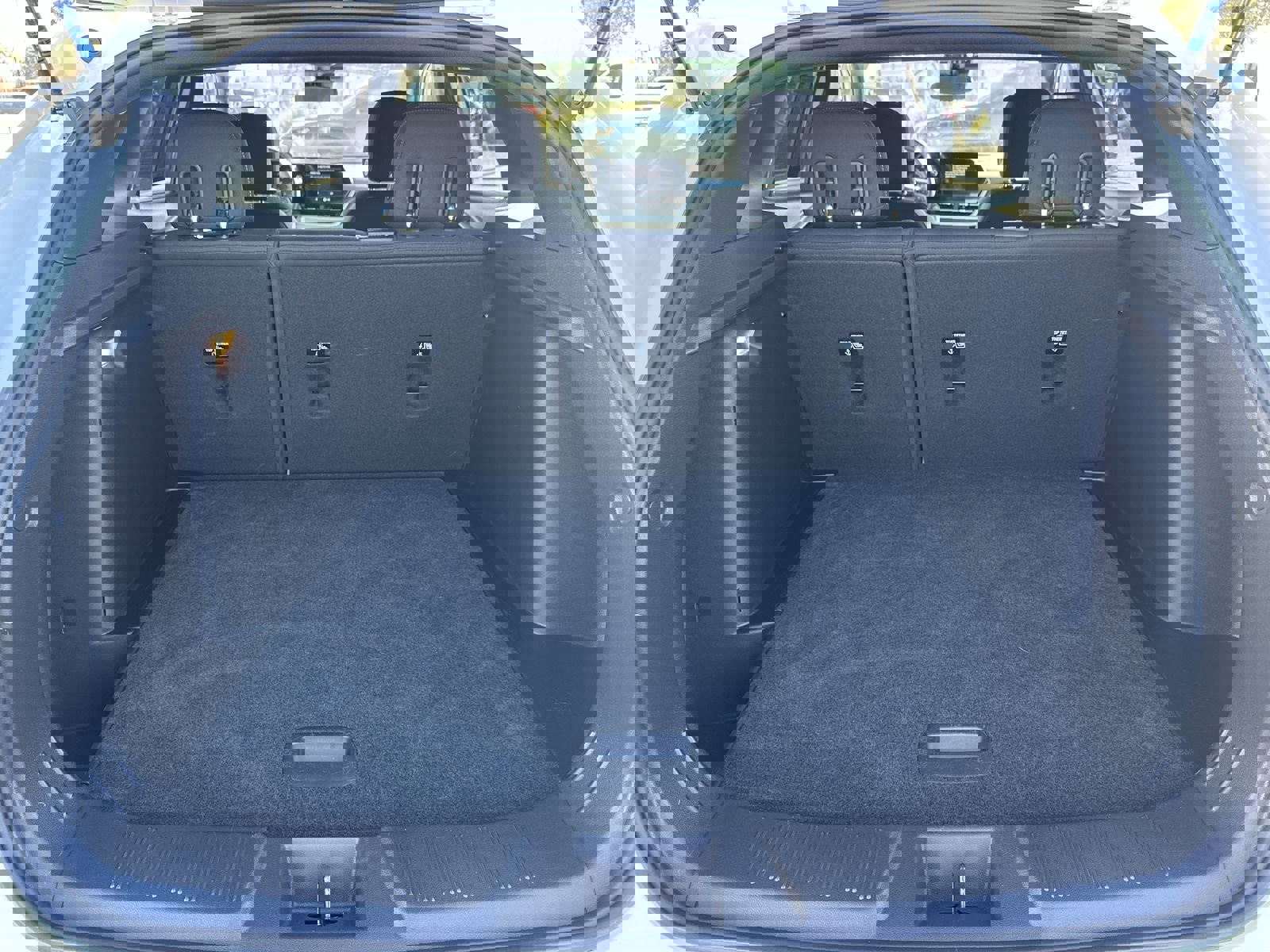 Certified 2024 Chevrolet Trax RS w/ Driver Confidence Package image 32