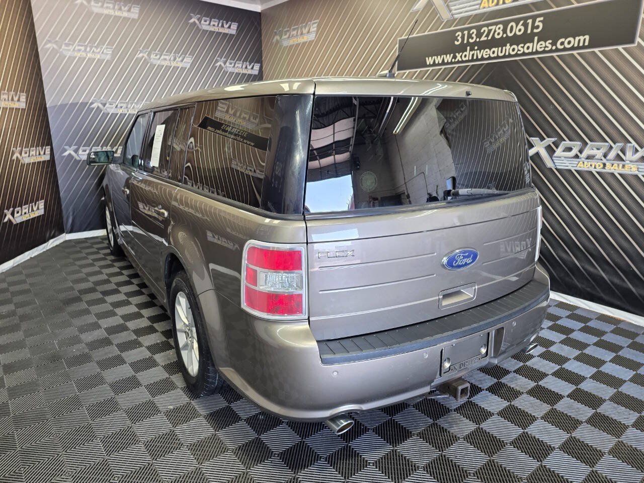 Used 2014 Ford Flex SE FWD image 11