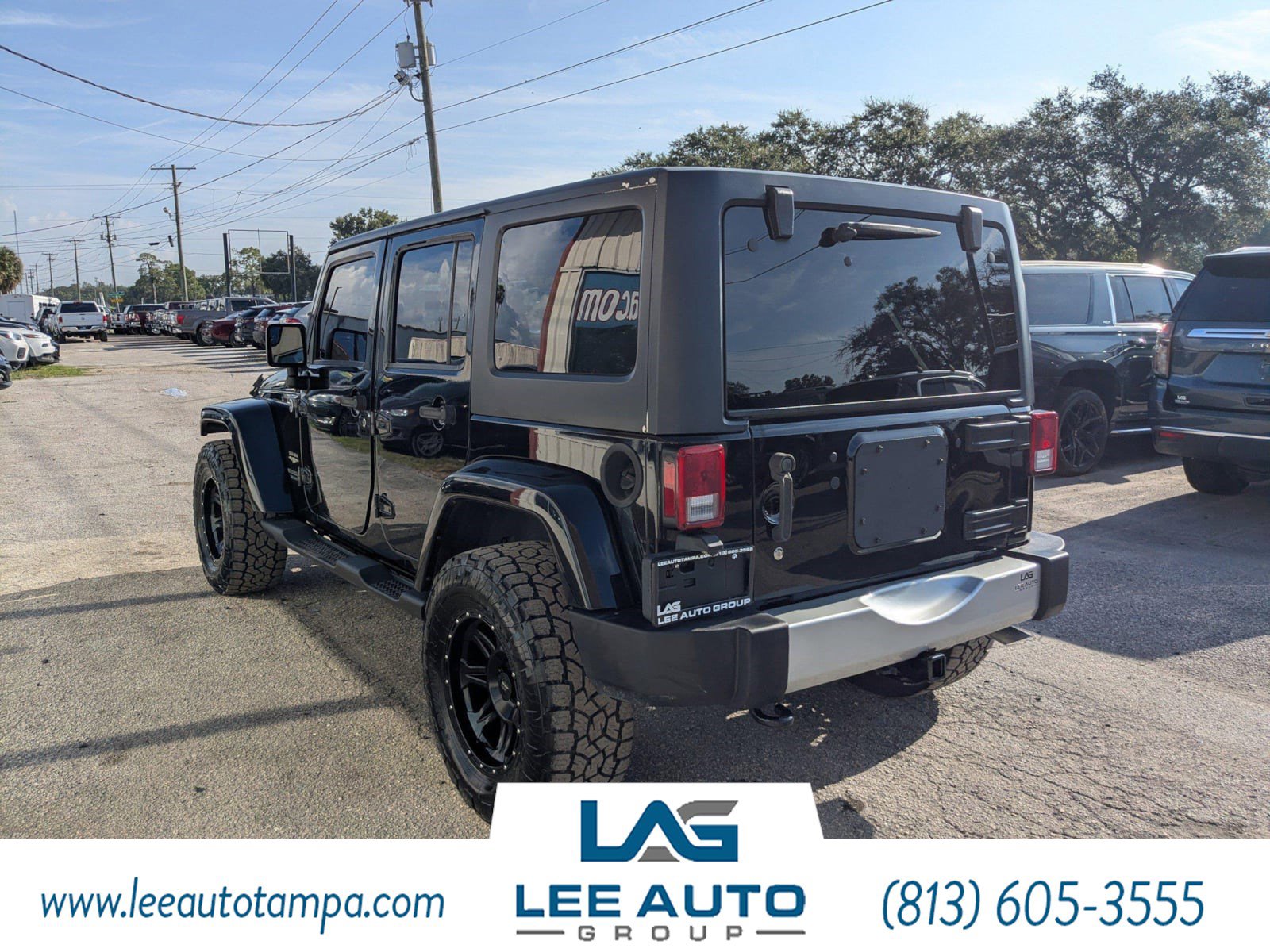 Used 2015 Jeep Wrangler Unlimited Sahara w/ Connectivity Group image 6