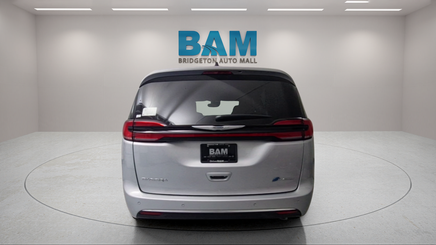 Used 2023 Chrysler Pacifica Pinnacle FWD image 6