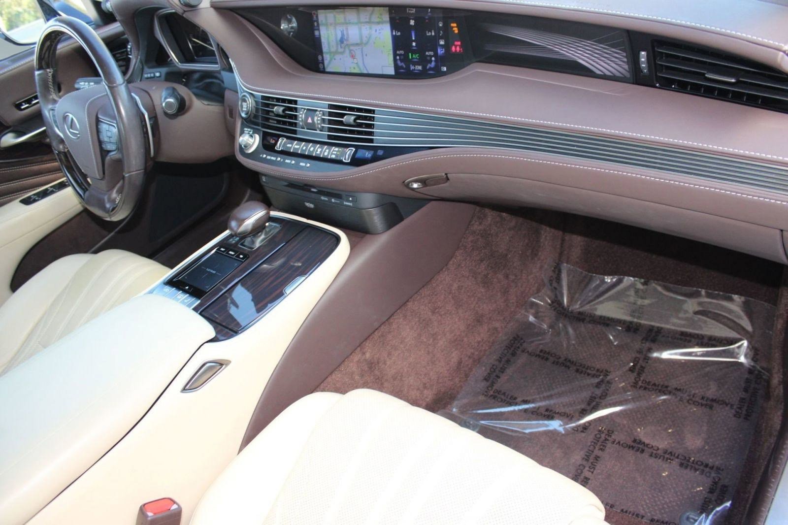 Used 2018 Lexus LS 500 AWD w/ Luxury Package image 33