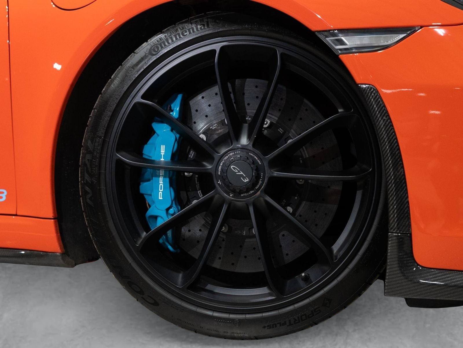 Used 2018 Porsche 911 GT3 RWD image 8