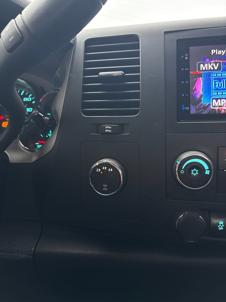 Used 2012 Chevrolet Silverado 2500 LT w/ Suspension Package, Off-Road image 14