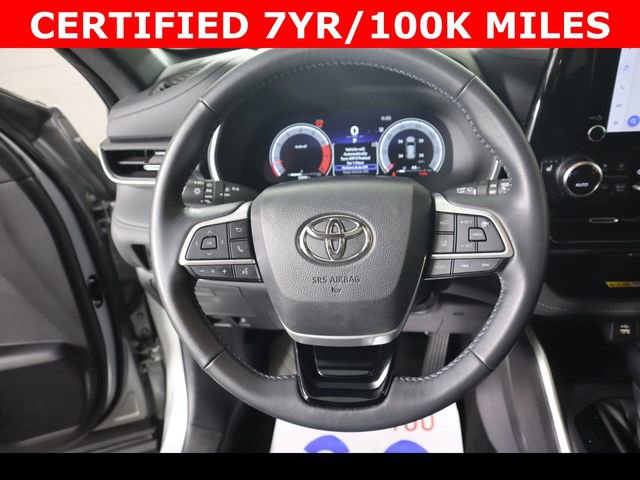Used 2025 Toyota Highlander XSE AWD/4WD image 19