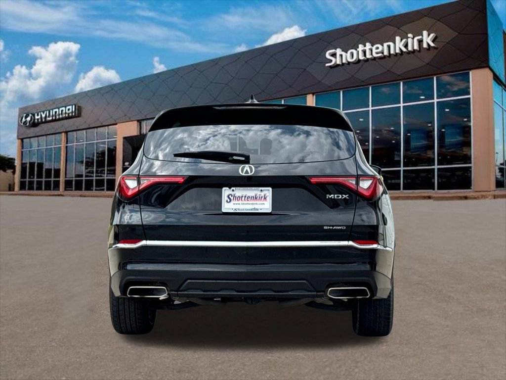 Used 2023 Acura MDX SH-AWD image 7