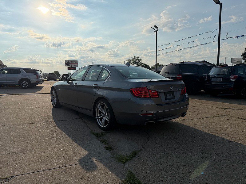 Used 2014 BMW 550i xDrive Sedan AWD/4WD image 4