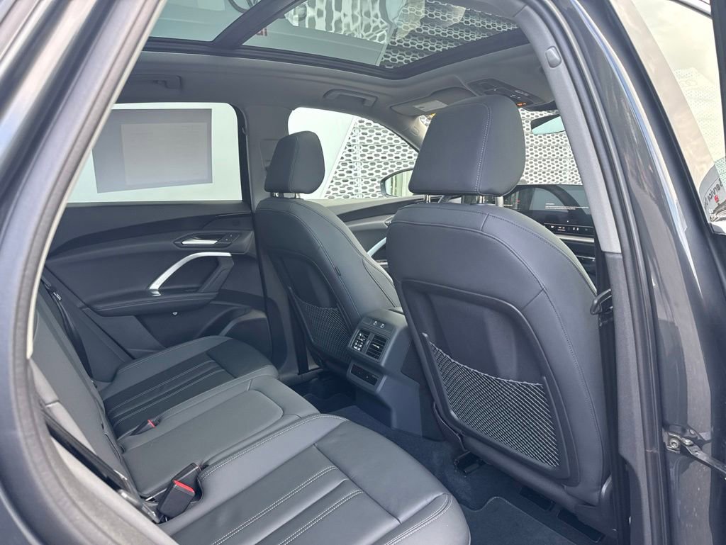 Used 2025 Audi Q5 Premium w/ Convenience Package AWD/4WD image 15