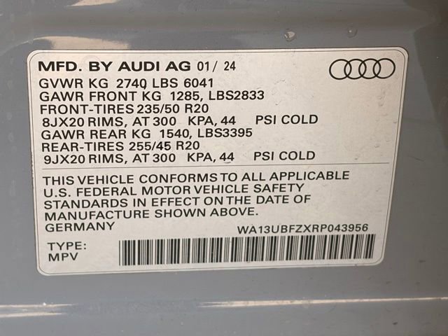 Used 2024 Audi Q4 e-tron Premium Plus w/ Premium Plus AWD/4WD image 33