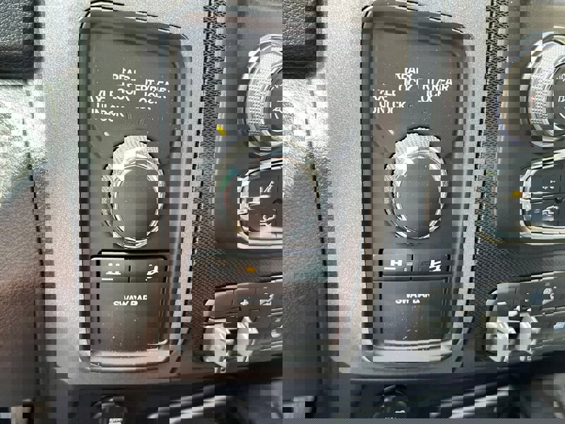 Used 2017 RAM 2500 Power Wagon w/ Leather & Luxury Group image 33