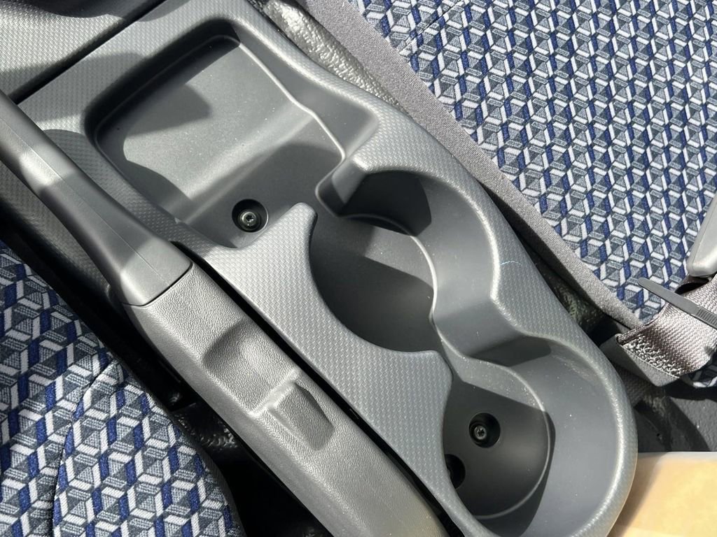 New 2024 Chevrolet Low Cab Forward image 23