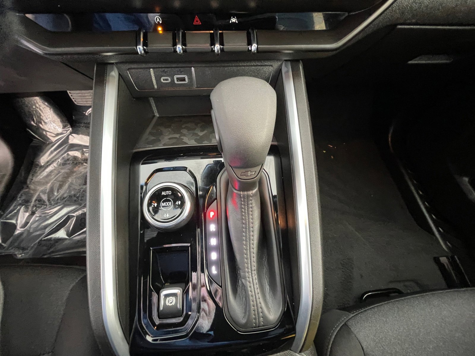 Used 2024 Chevrolet Colorado Trail Boss w/ Advanced Trailering Package image 22