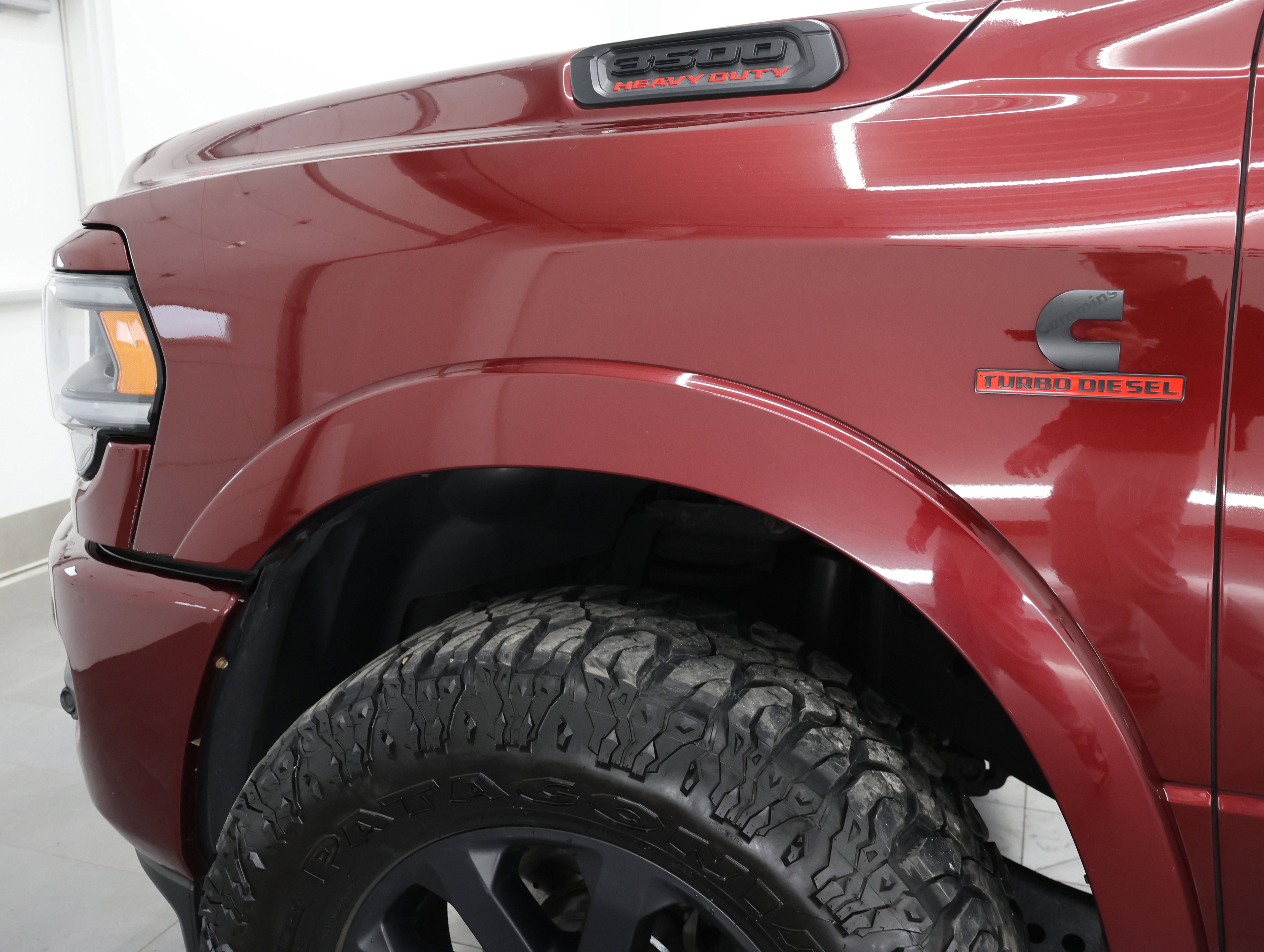 Used 2022 RAM 3500 Laramie image 33