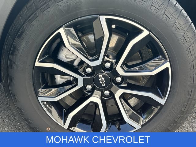 Used 2024 Chevrolet TrailBlazer ACTIV w/ Convenience Package AWD/4WD image 32