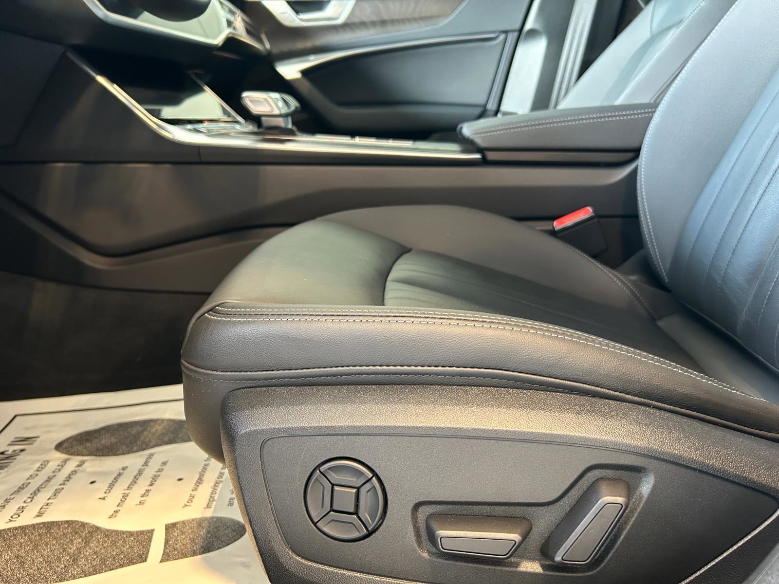 Used 2022 Audi A6 3.0T Premium image 17