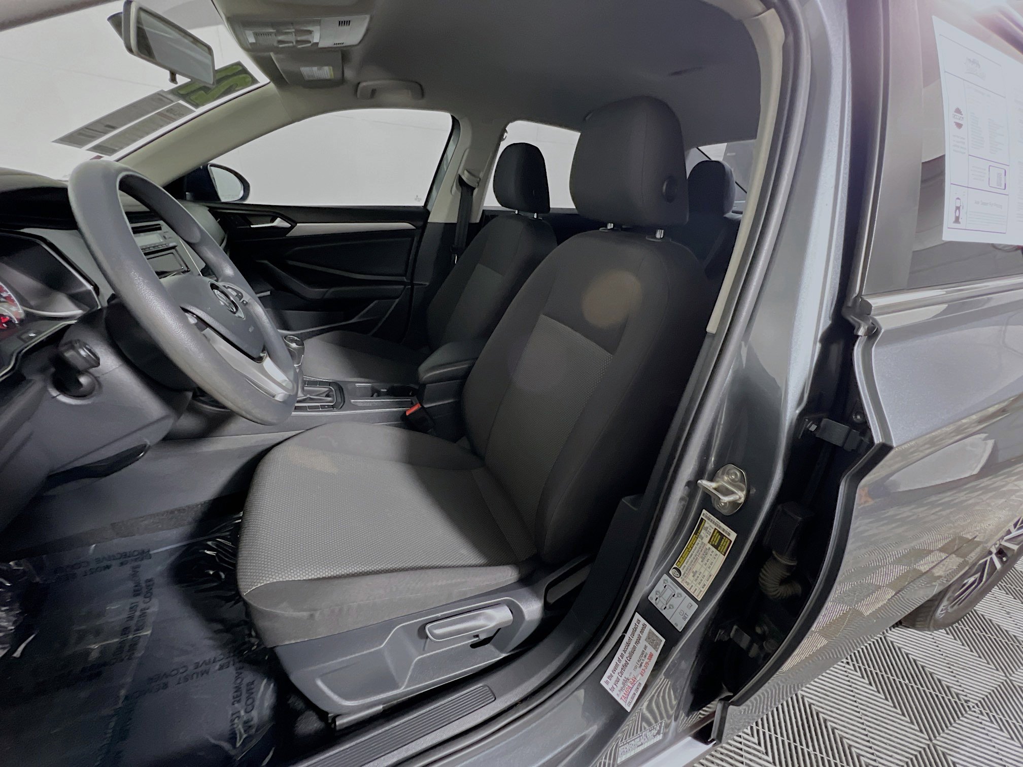 Used 2021 Volkswagen Jetta S image 15