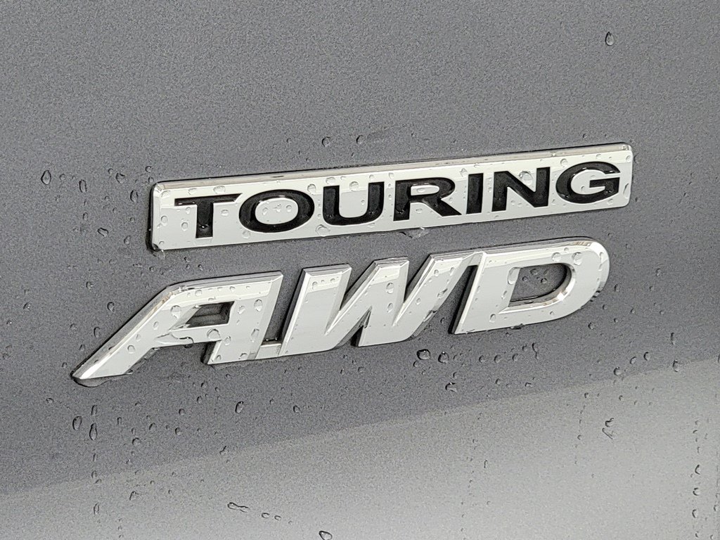 Used 2016 Honda Pilot Touring image 9