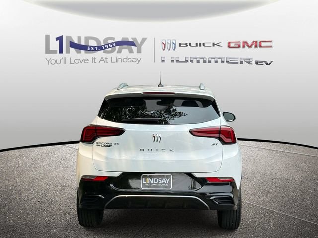 Certified 2024 Buick Encore GX Sport Touring AWD/4WD image 4