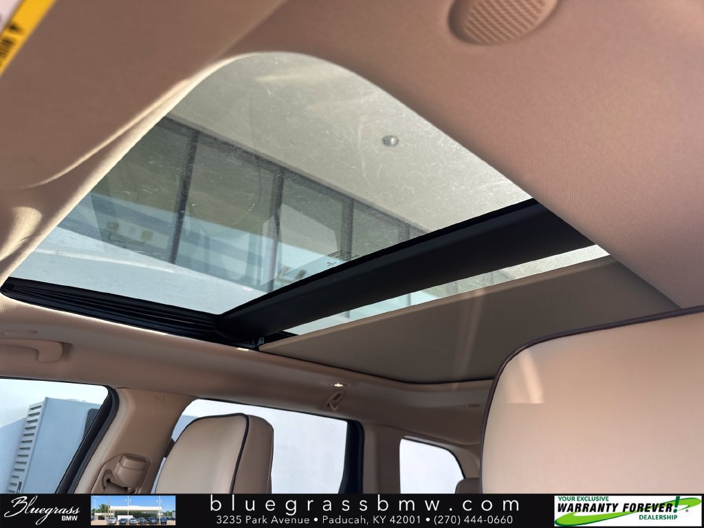 Used 2020 Jeep Grand Cherokee Overland AWD/4WD image 20