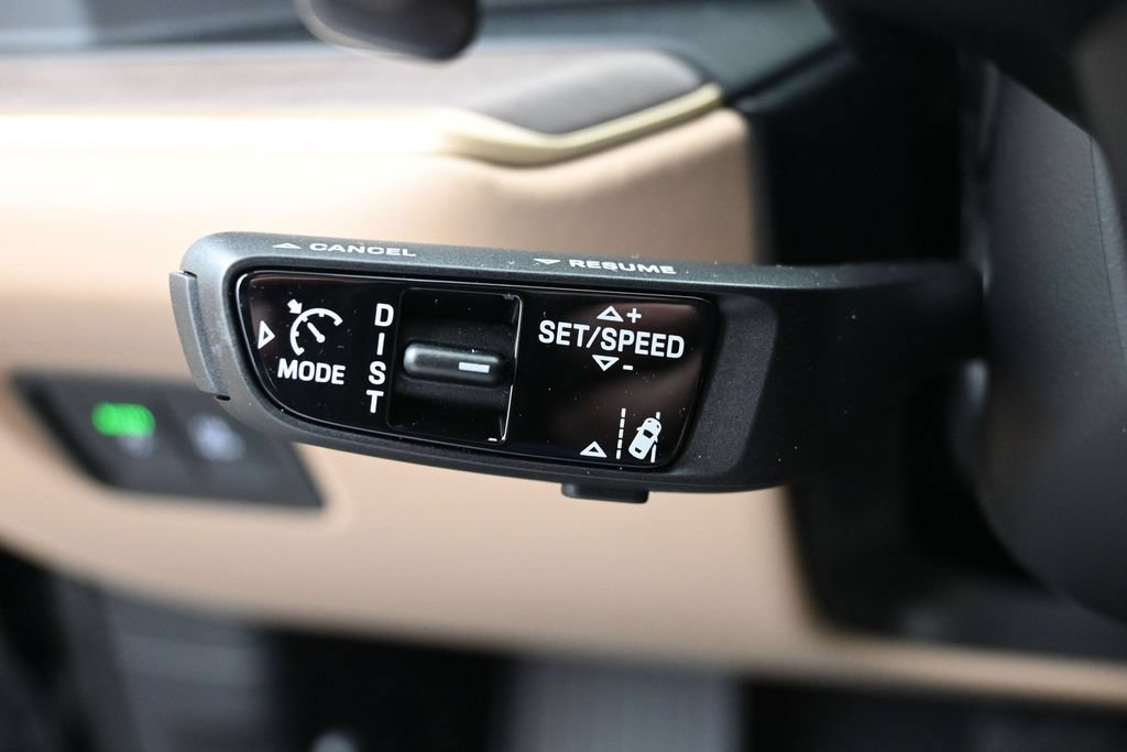 New 2026 Porsche Cayenne AWD/4WD image 12