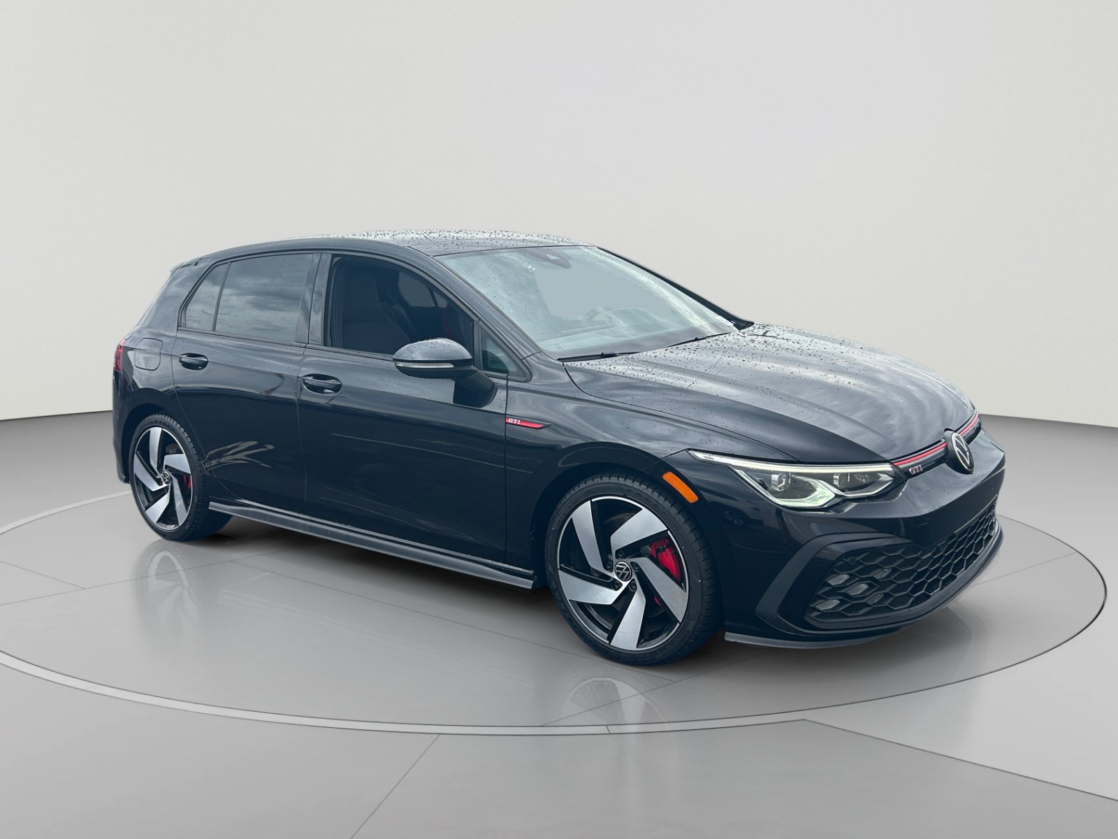 Used 2022 Volkswagen GTI SE FWD image 7